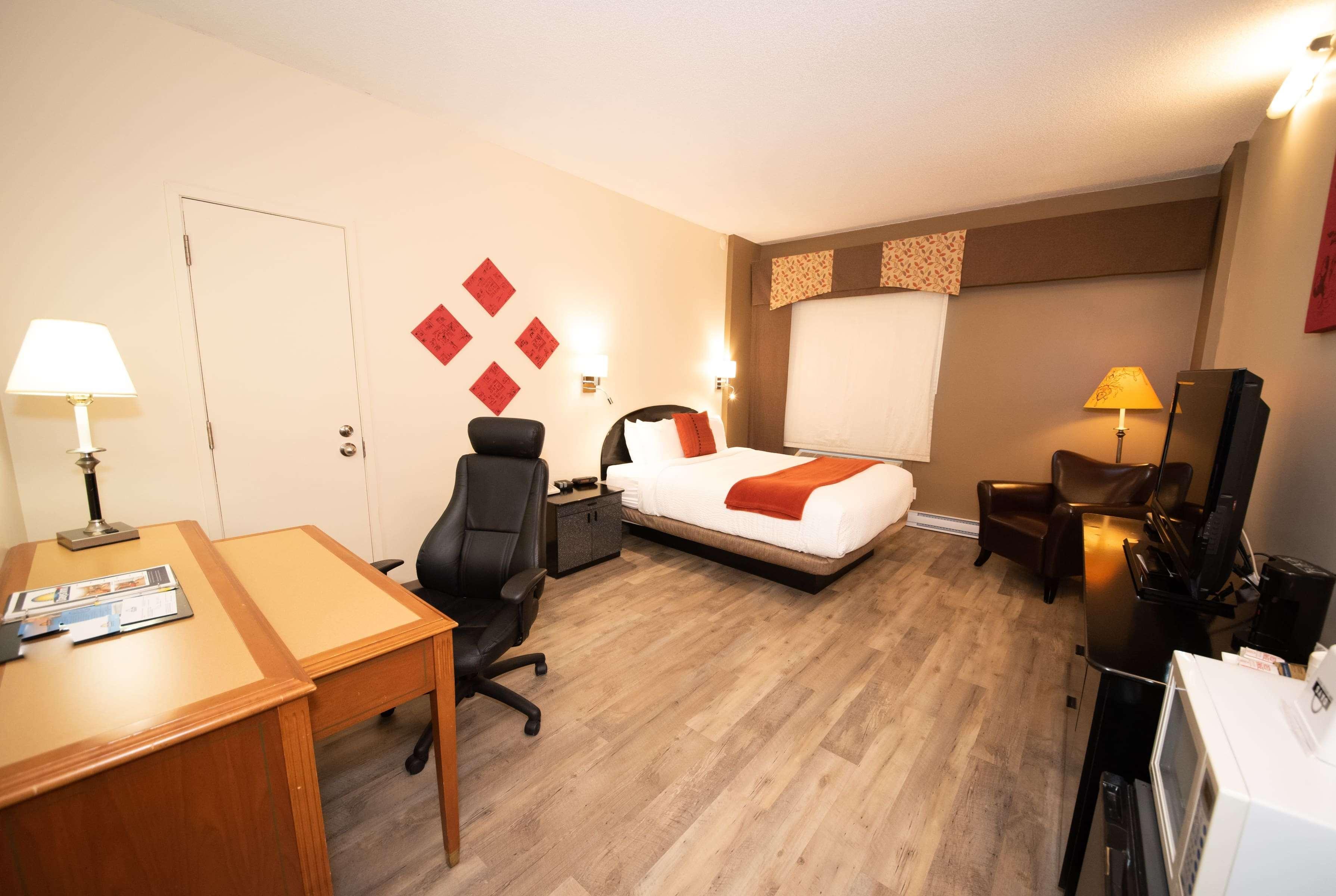 Days Inn By Wyndham Berthierville Eksteriør bilde