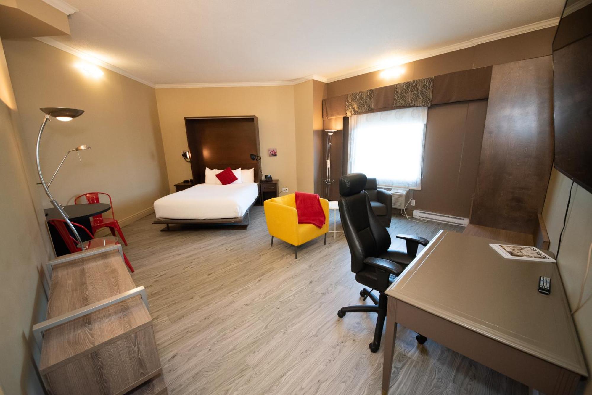 Days Inn By Wyndham Berthierville Eksteriør bilde