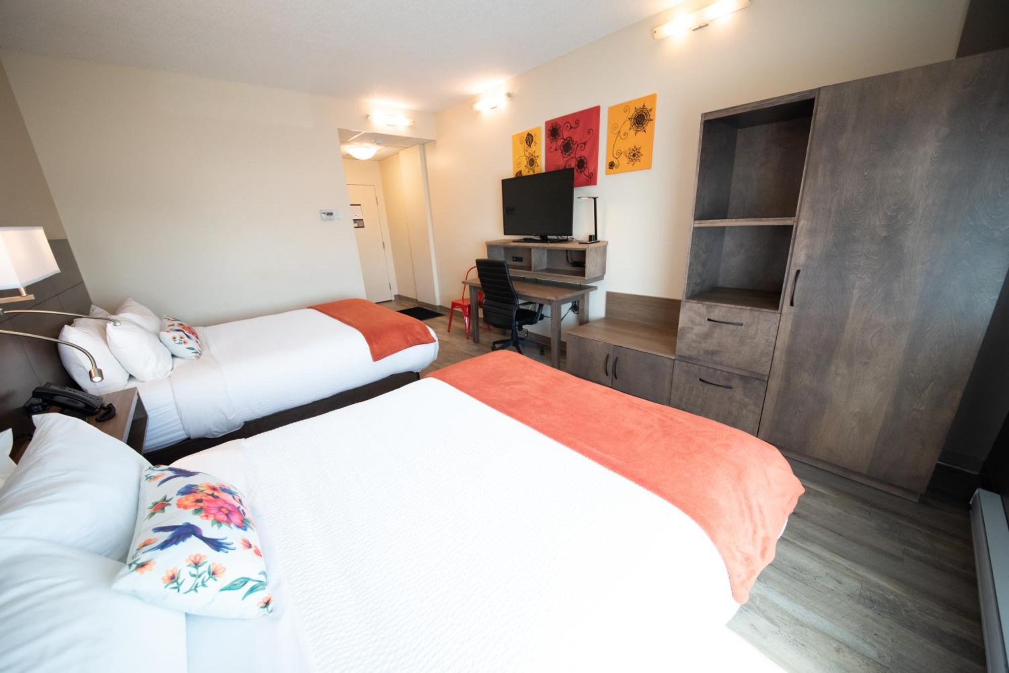 Days Inn By Wyndham Berthierville Eksteriør bilde